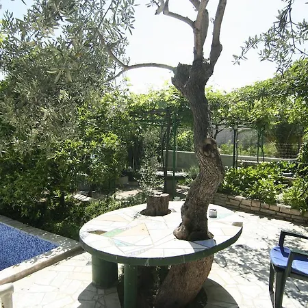 Marta Apartman Trogir